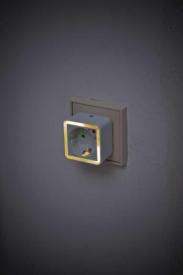 Brennenstuhl Priz Özellikli Sensörlü 2 Led 1 Lm Gece Lambası