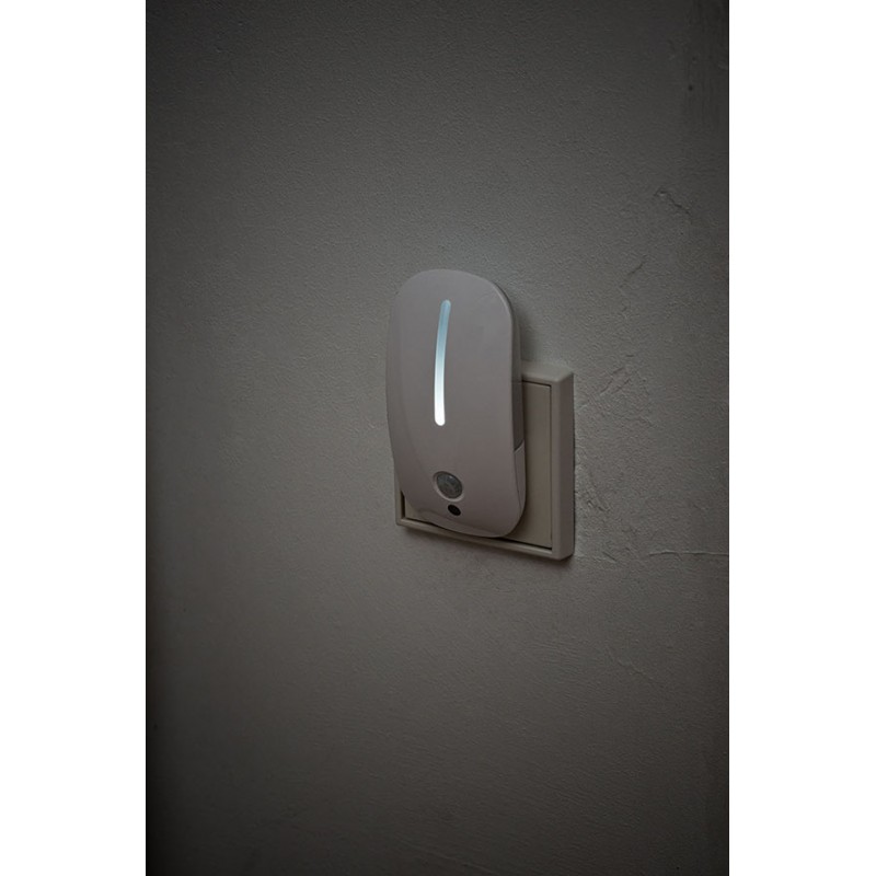 Brennenstuhl Hareket Ve Karanlık Sens. 1+8 Led 25Lm Gece Lambası