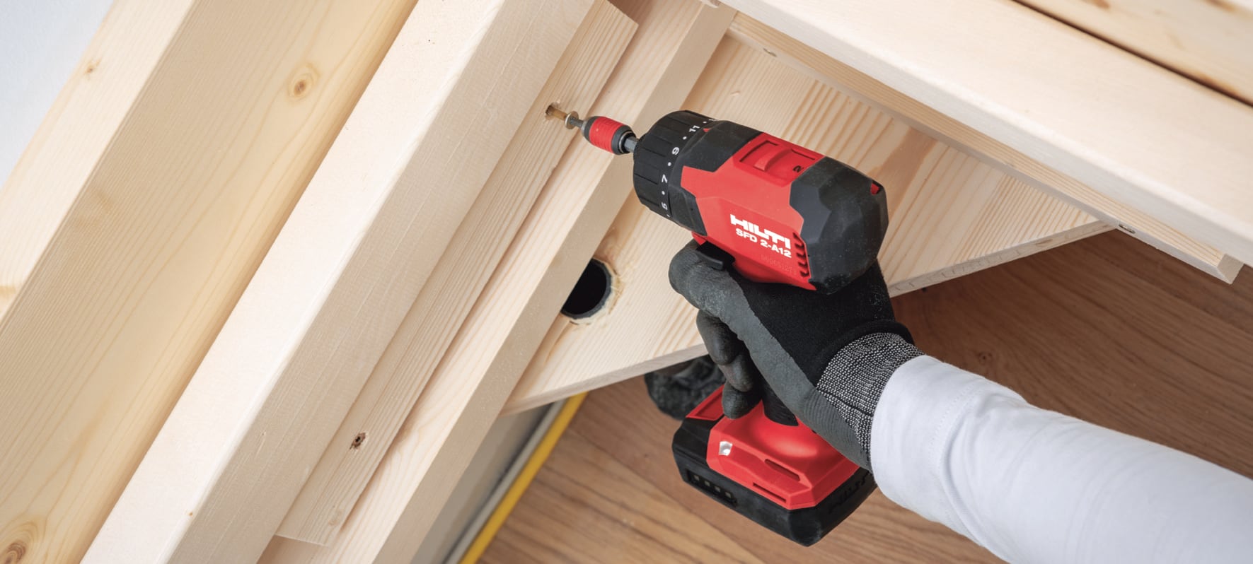 Hilti Sfd 2-A12 Şarjlı Delme/Vidalama Makinesi  + C 4/12-50 Şarj Aleti + 1 Adet B12/2.6.0Lı-Ion Akü