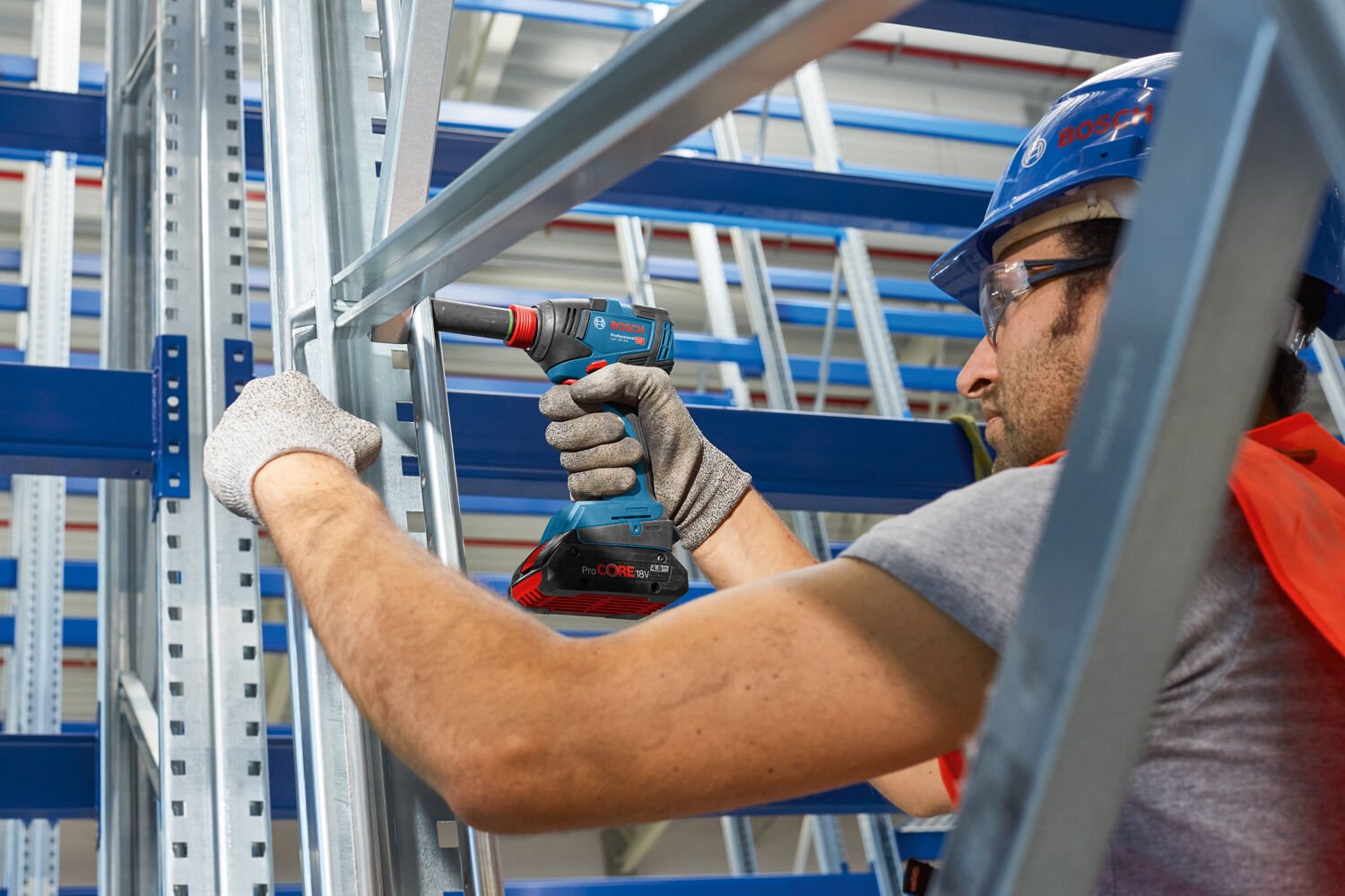 Bosch Professional GDX 18V-200 Somun Sıkma + GSR 18V-50 Akülü Delme ve Vidalama Makinesi + 2x4.0 Ah 18 Volt Li-Ion Akü