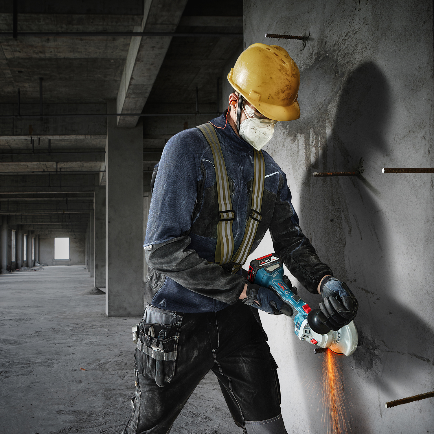 Bosch Professional GWS 180-LI Akülü Taşlama Makinesi (Solo)