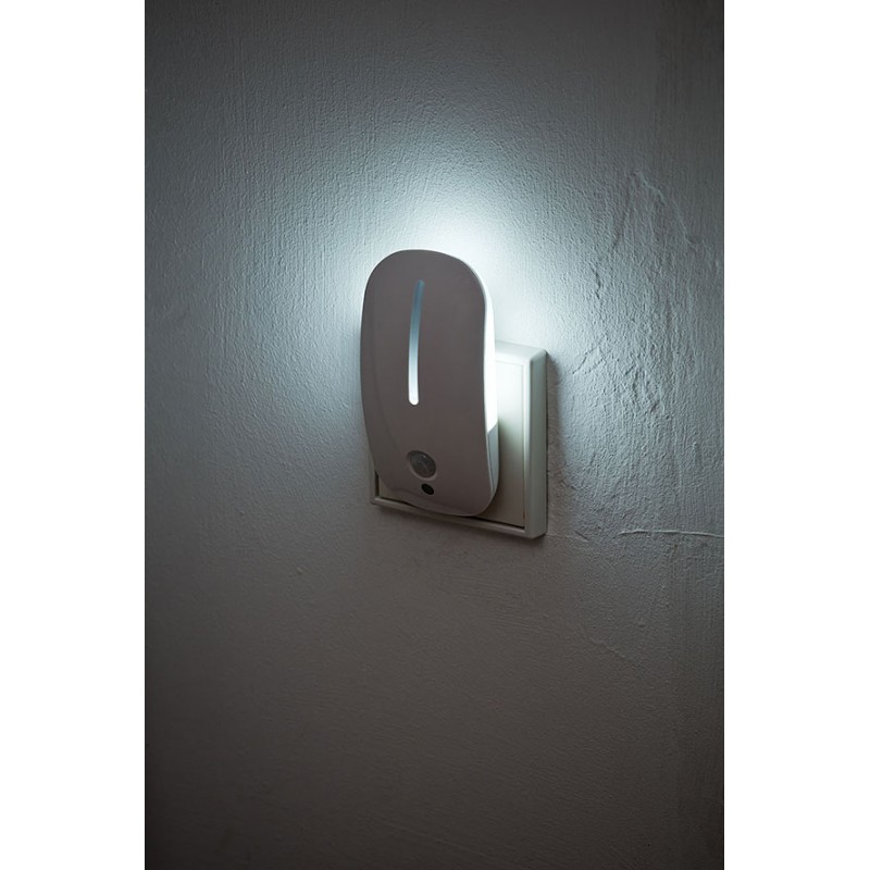 Brennenstuhl Hareket Ve Karanlık Sens. 1+8 Led 25Lm Gece Lambası